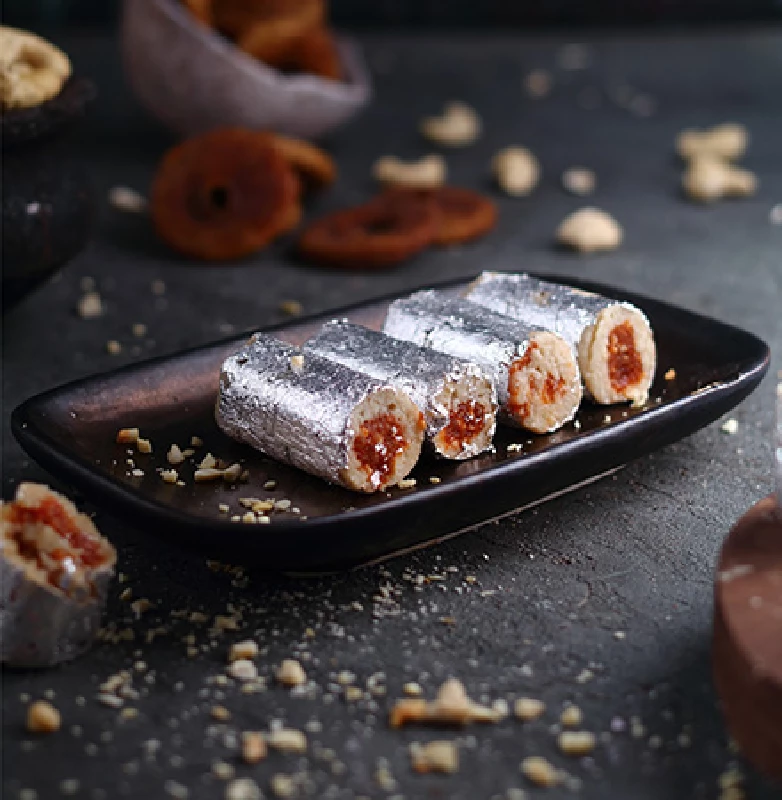 Almond House Kaju Anjeer Roll, 250 g-1.webp